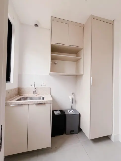 Foto 3 de Apartamento com 4 quartos à venda, 150m2 em Meia Praia, Itapema - SC