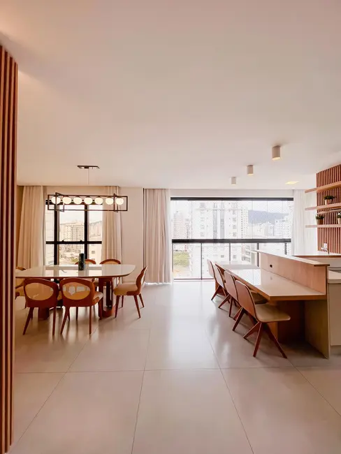 Foto 5 de Apartamento com 4 quartos à venda, 150m2 em Meia Praia, Itapema - SC