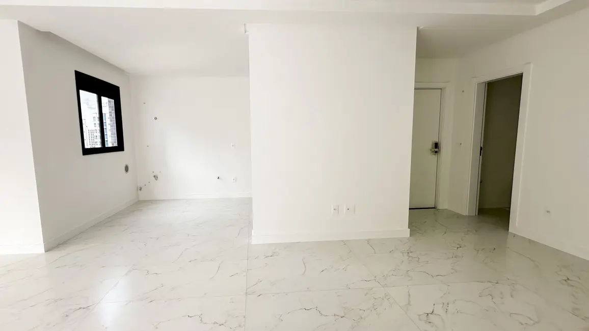 Foto 5 de Apartamento com 3 quartos à venda, 130m2 em Meia Praia, Itapema - SC