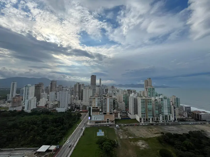 Foto 8 de Apartamento com 4 quartos à venda, 183m2 em Itapema - SC