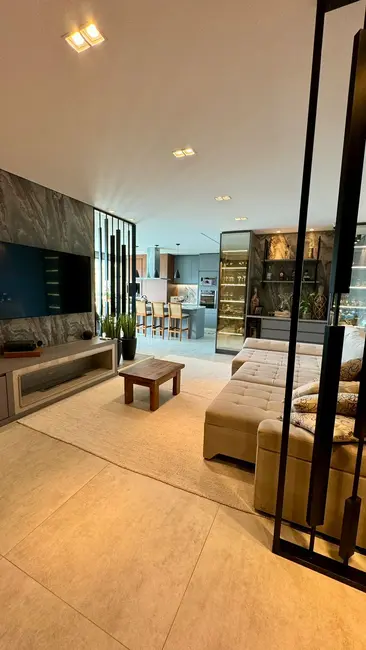 Apartamento com 3 quartos à venda, 120m2 em Centro, Itapema - SC - imagem 4 Foto 4 de Apartamento com 3 quartos à venda, 120m2 em Centro, Itapema - SC