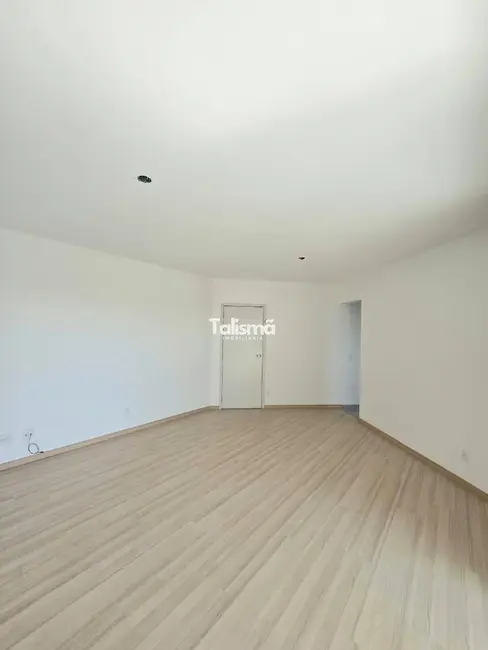 Foto 4 de Apartamento com 2 quartos à venda, 82m2 em Embu Das Artes - SP