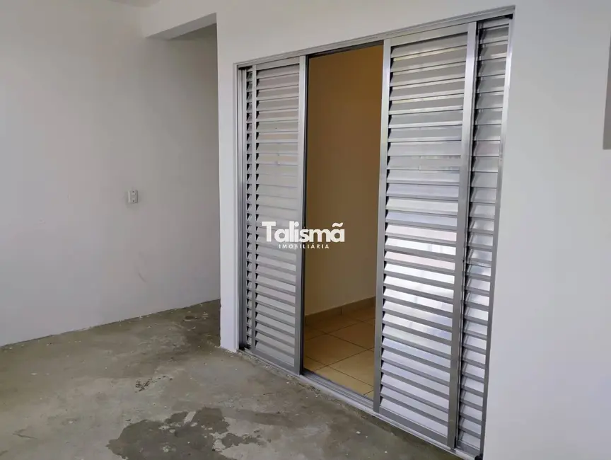 Casa com 3 quartos à venda, 125m2 em Parque Pinheiros, Taboao Da Serra - SP - imagem 8 Foto 8 de Casa com 3 quartos à venda, 125m2 em Parque Pinheiros, Taboao Da Serra - SP