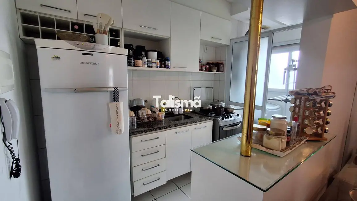 Foto 6 de Apartamento com 2 quartos à venda, 52m2 em Jardim Henriqueta, Taboao Da Serra - SP