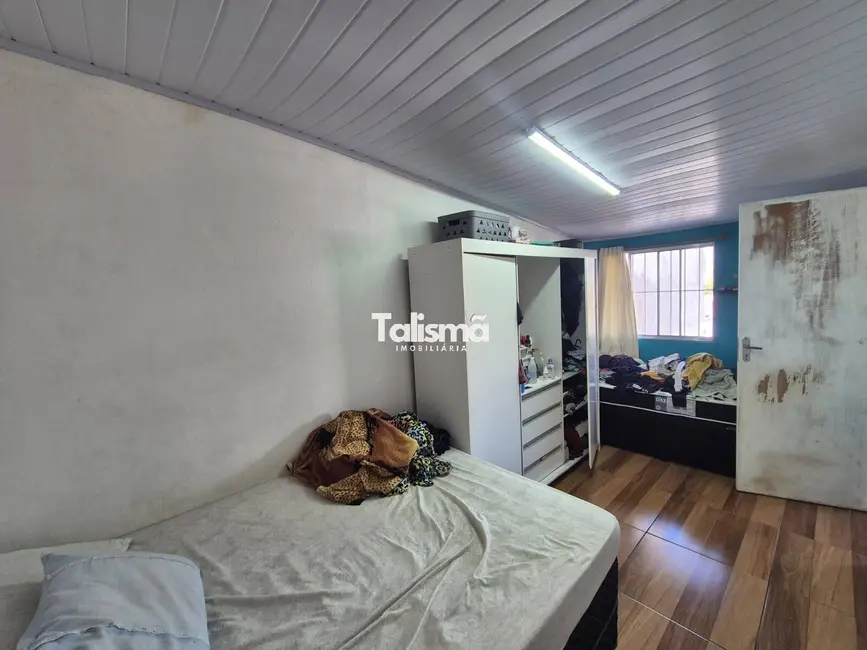 Casa com 4 quartos à venda, 200m2 em Jardim Record, Taboao Da Serra - SP - imagem 8 Foto 8 de Casa com 4 quartos à venda, 200m2 em Jardim Record, Taboao Da Serra - SP