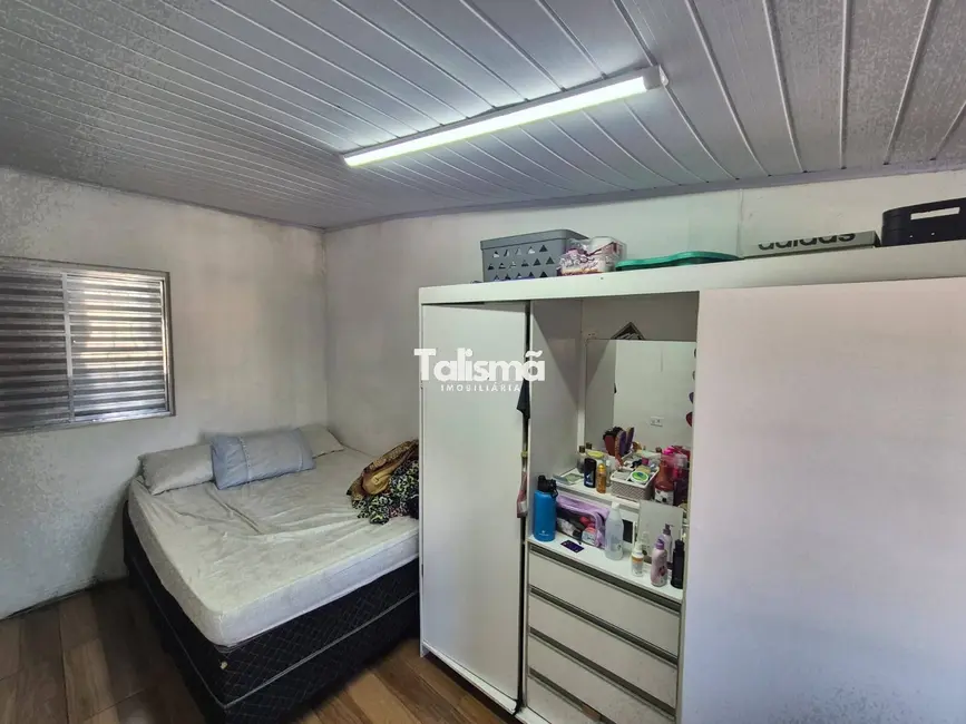 Casa com 4 quartos à venda, 200m2 em Jardim Record, Taboao Da Serra - SP - imagem 9 Foto 9 de Casa com 4 quartos à venda, 200m2 em Jardim Record, Taboao Da Serra - SP