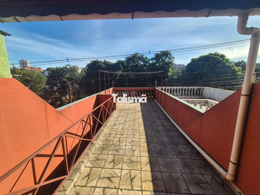 Foto 7 de Casa com 2 quartos à venda, 200m2 em Parque Pinheiros, Taboao Da Serra - SP