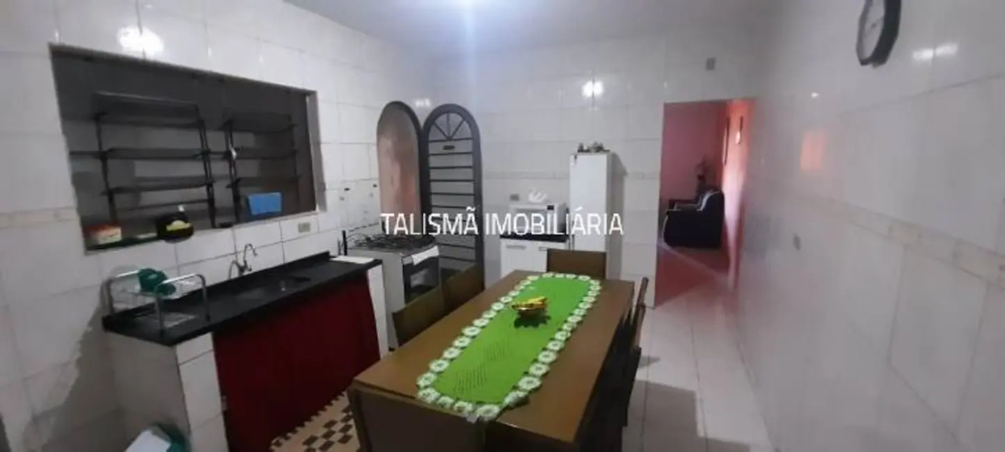 Foto 6 de Sobrado com 3 quartos à venda, 110m2 em Parque Pinheiros, Taboao Da Serra - SP