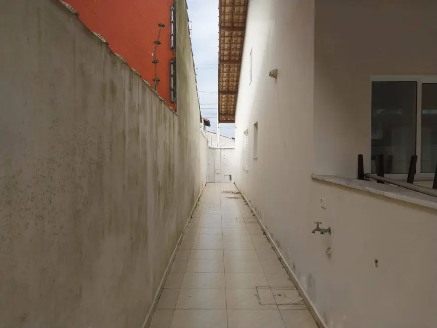 Foto 6 de Casa com 3 quartos à venda, 125m2 em Peruibe - SP