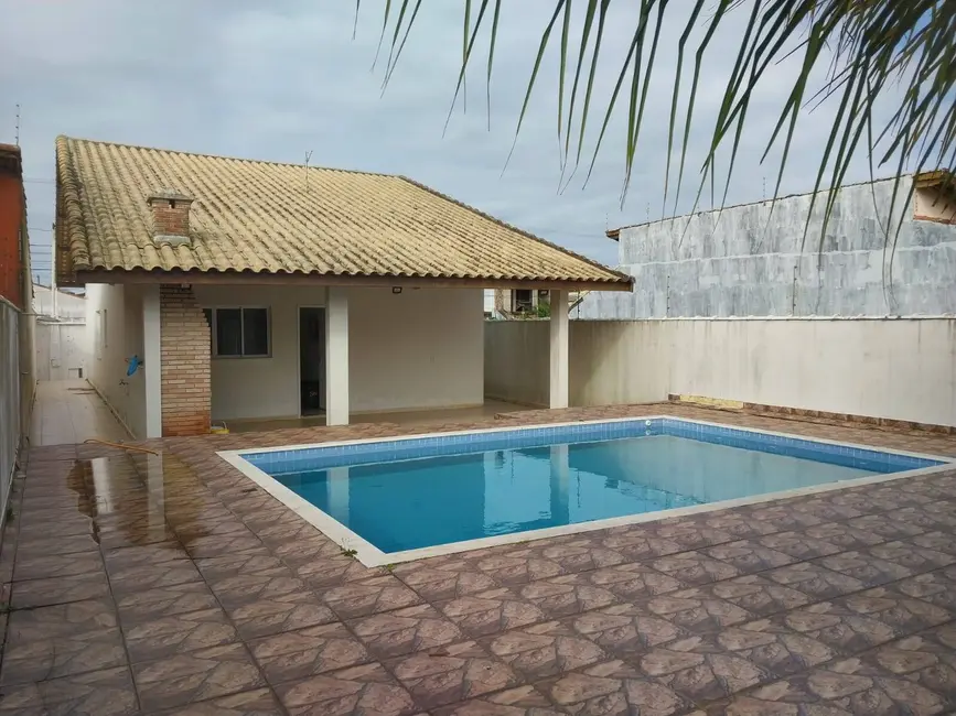 Foto 3 de Casa com 3 quartos à venda, 125m2 em Peruibe - SP