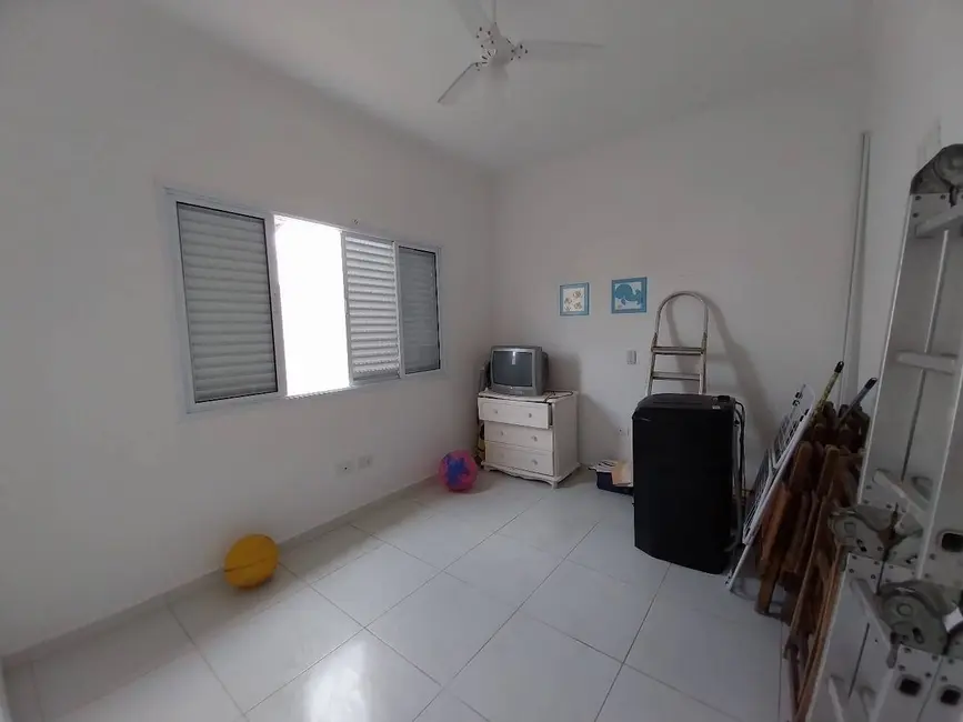 Foto 9 de Casa com 3 quartos à venda, 125m2 em Peruibe - SP