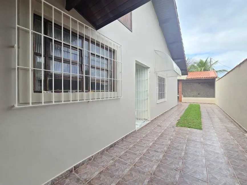 Foto 7 de Casa com 3 quartos à venda, 260m2 em Peruibe - SP