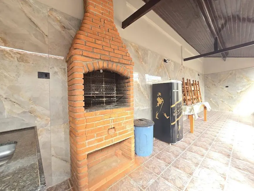 Foto 5 de Casa com 3 quartos à venda, 260m2 em Peruibe - SP