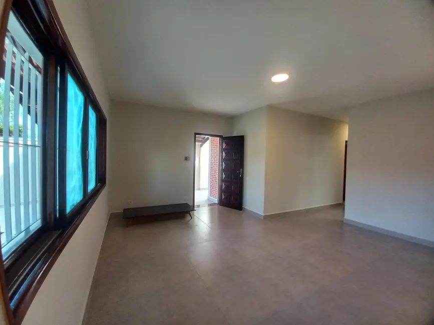 Foto 7 de Casa com 3 quartos à venda, 250m2 em Peruibe - SP