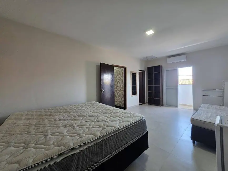 Casa com 3 quartos à venda, 290m2 em Peruibe - SP - imagem 9 Foto 9 de Casa com 3 quartos à venda, 290m2 em Peruibe - SP