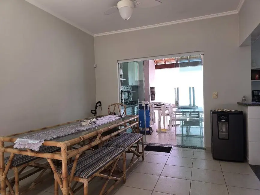 Foto 9 de Casa com 3 quartos à venda, 250m2 em Peruibe - SP