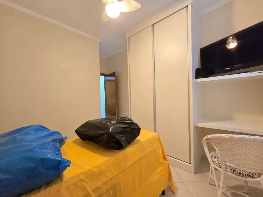 Foto 7 de Casa com 3 quartos à venda, 250m2 em Peruibe - SP