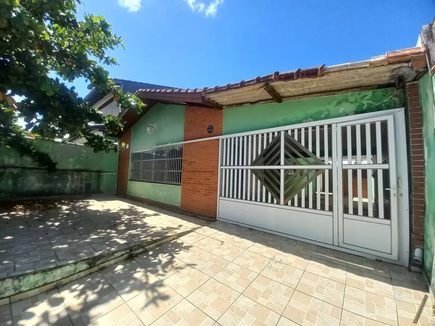 Foto 3 de Casa com 2 quartos à venda, 265m2 em Peruibe - SP