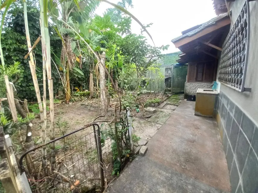 Chácara com 3 quartos à venda, 976m2 em Peruibe - SP - imagem 4 Foto 4 de Chácara com 3 quartos à venda, 976m2 em Peruibe - SP