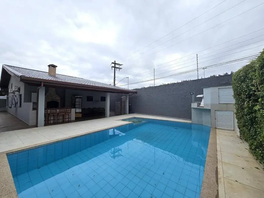 Foto 1 de Casa com 4 quartos à venda, 387m2 em Peruibe - SP