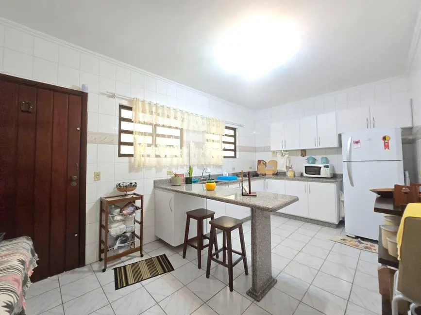 Foto 7 de Casa com 3 quartos à venda, 250m2 em Peruibe - SP