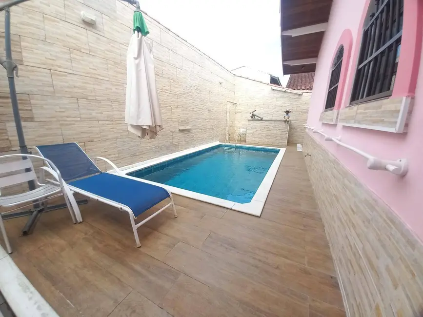 Casa com 4 quartos à venda, 280m2 em Peruibe - SP - imagem 5 Foto 5 de Casa com 4 quartos à venda, 280m2 em Peruibe - SP
