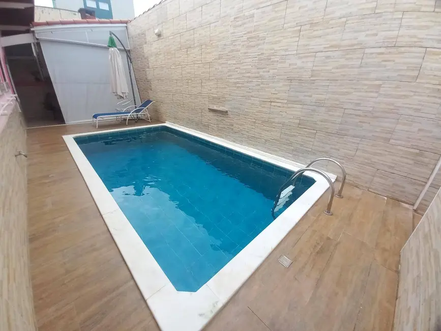 Casa com 4 quartos à venda, 280m2 em Peruibe - SP - imagem 7 Foto 7 de Casa com 4 quartos à venda, 280m2 em Peruibe - SP