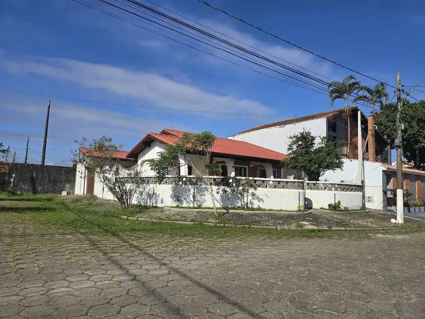 Foto 1 de Casa com 2 quartos à venda, 296m2 em Peruibe - SP