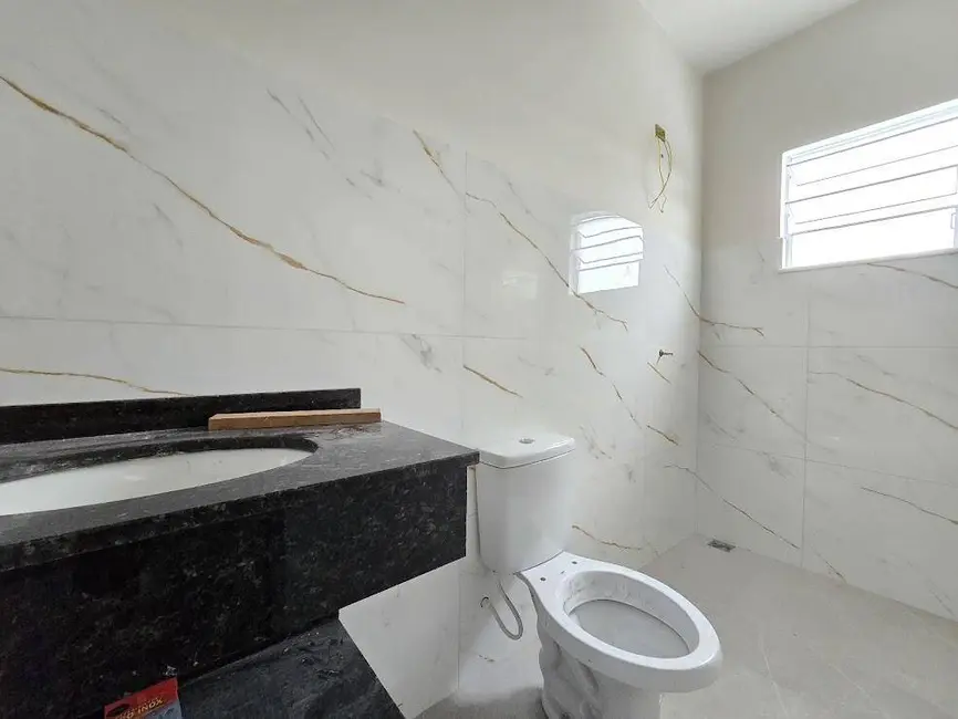 Foto 7 de Casa com 3 quartos à venda, 105m2 em Peruibe - SP