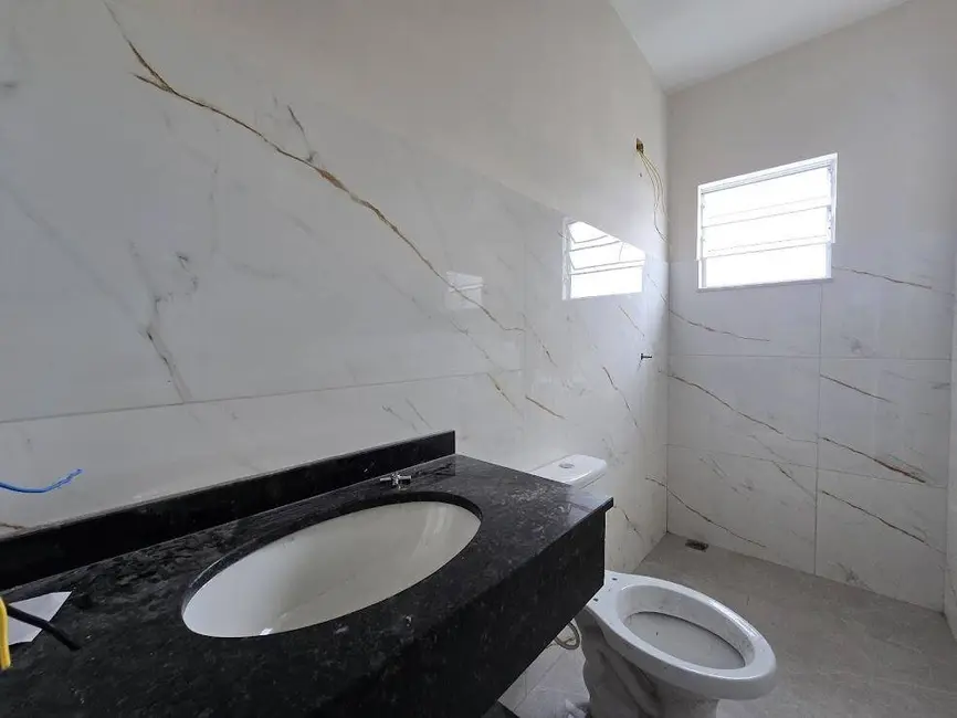 Foto 8 de Casa com 3 quartos à venda, 105m2 em Peruibe - SP