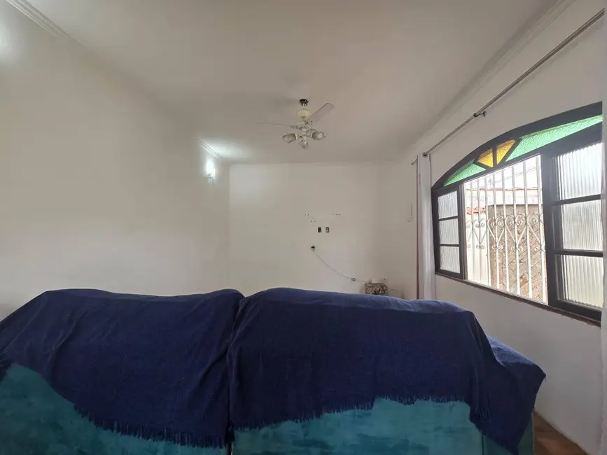 Casa com 3 quartos à venda, 250m2 em Peruibe - SP - imagem 6 Foto 6 de Casa com 3 quartos à venda, 250m2 em Peruibe - SP