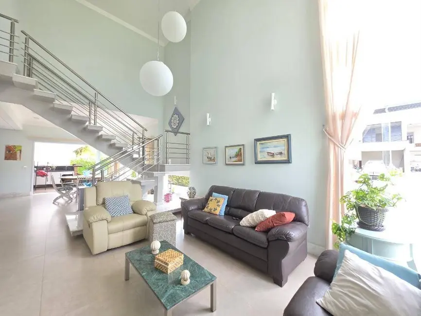 Foto 7 de Casa com 4 quartos à venda, 317m2 em Peruibe - SP