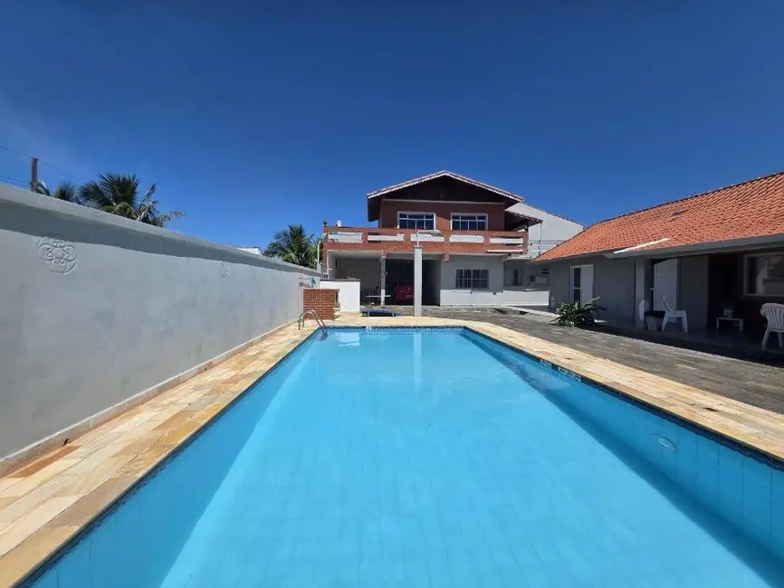Foto 2 de Casa à venda, 523m2 em Peruibe - SP