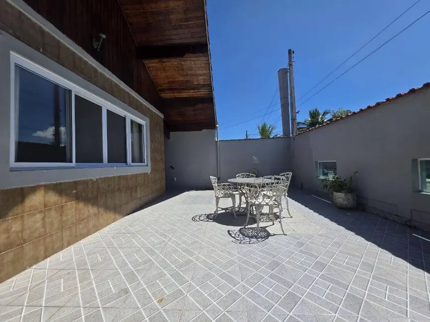 Foto 5 de Casa à venda, 523m2 em Peruibe - SP
