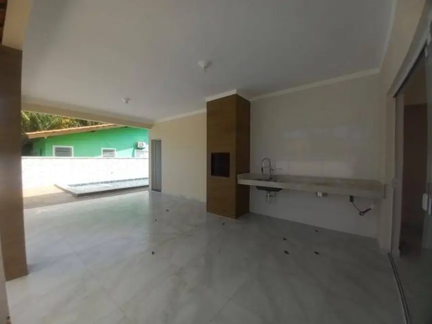 Foto 6 de Casa com 3 quartos à venda, 360m2 em Peruibe - SP