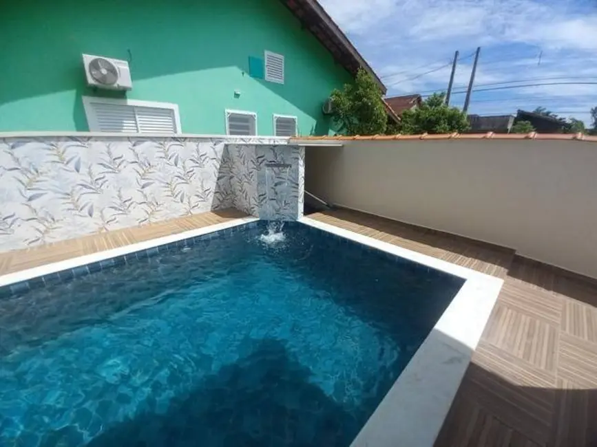 Foto 3 de Casa com 3 quartos à venda, 360m2 em Peruibe - SP