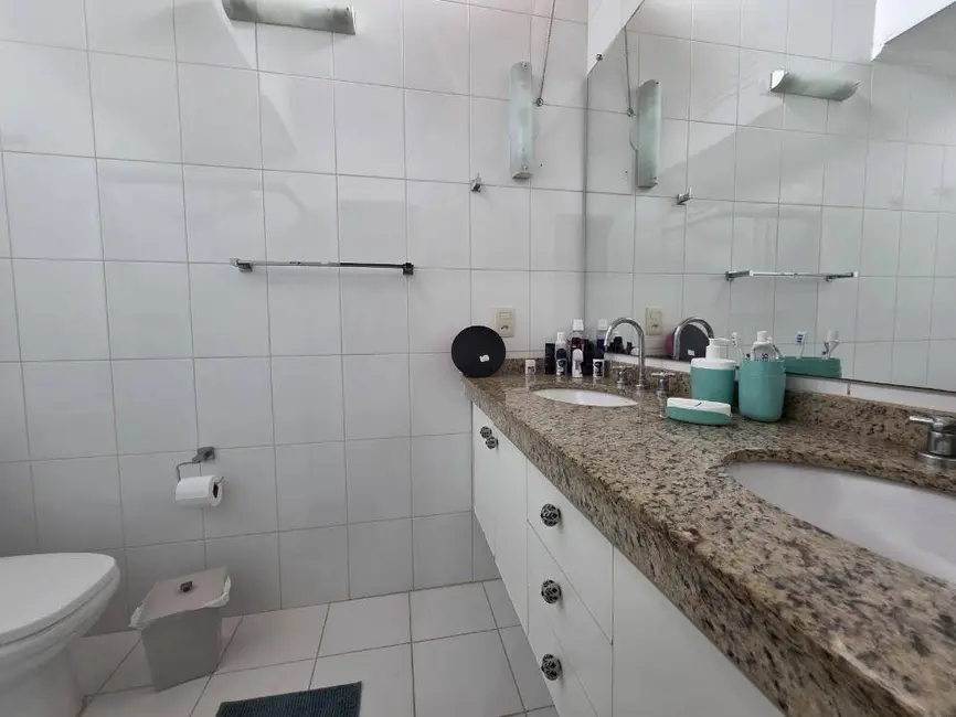 Foto 7 de Casa com 3 quartos à venda, 150m2 em Peruibe - SP