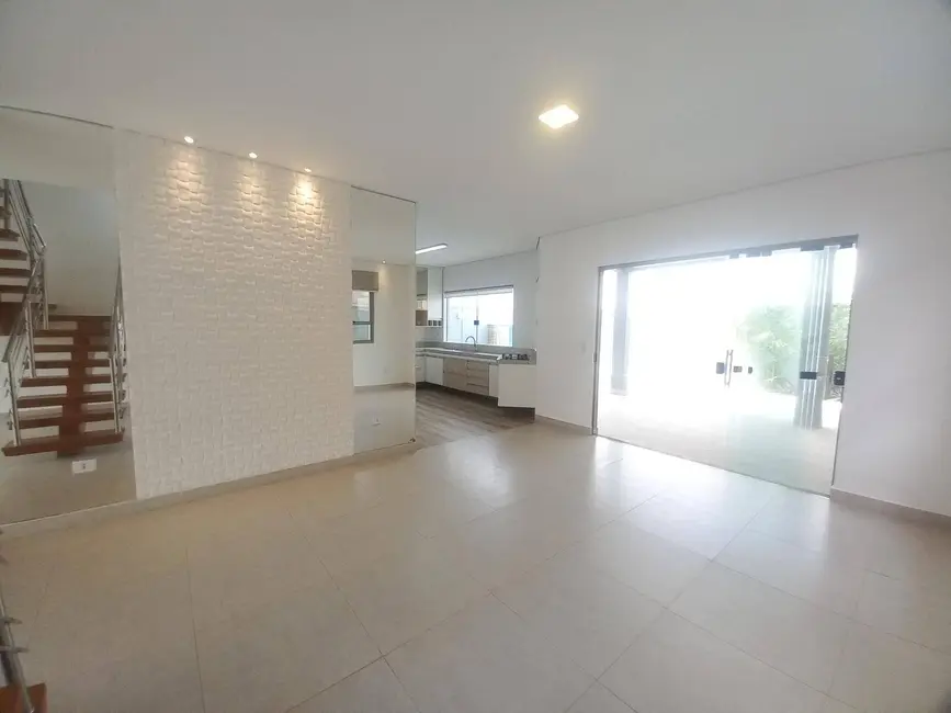 Foto 6 de Casa com 4 quartos à venda, 288m2 em Peruibe - SP