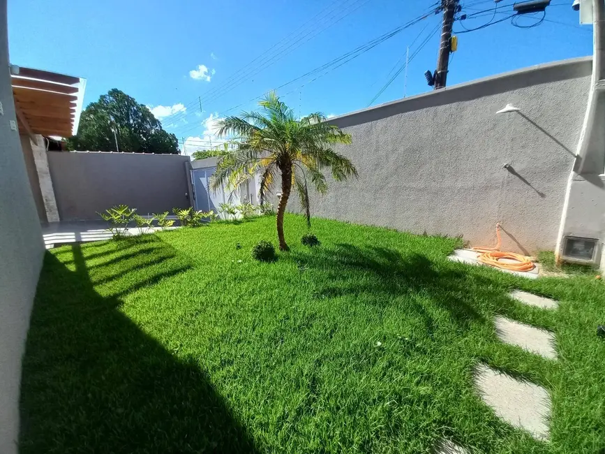 Casa com 3 quartos à venda, 260m2 em Peruibe - SP - imagem 4 Foto 4 de Casa com 3 quartos à venda, 260m2 em Peruibe - SP