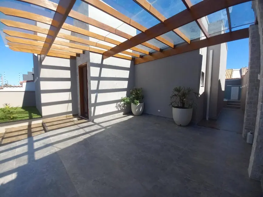 Casa com 3 quartos à venda, 260m2 em Peruibe - SP - imagem 3 Foto 3 de Casa com 3 quartos à venda, 260m2 em Peruibe - SP