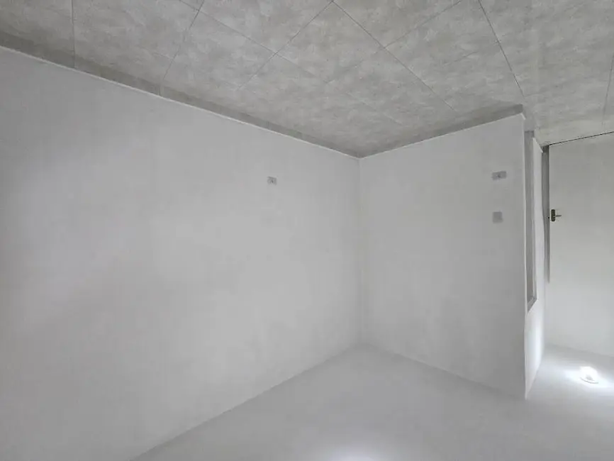Foto 4 de Casa com 2 quartos à venda e para alugar, 99m2 em Peruibe - SP