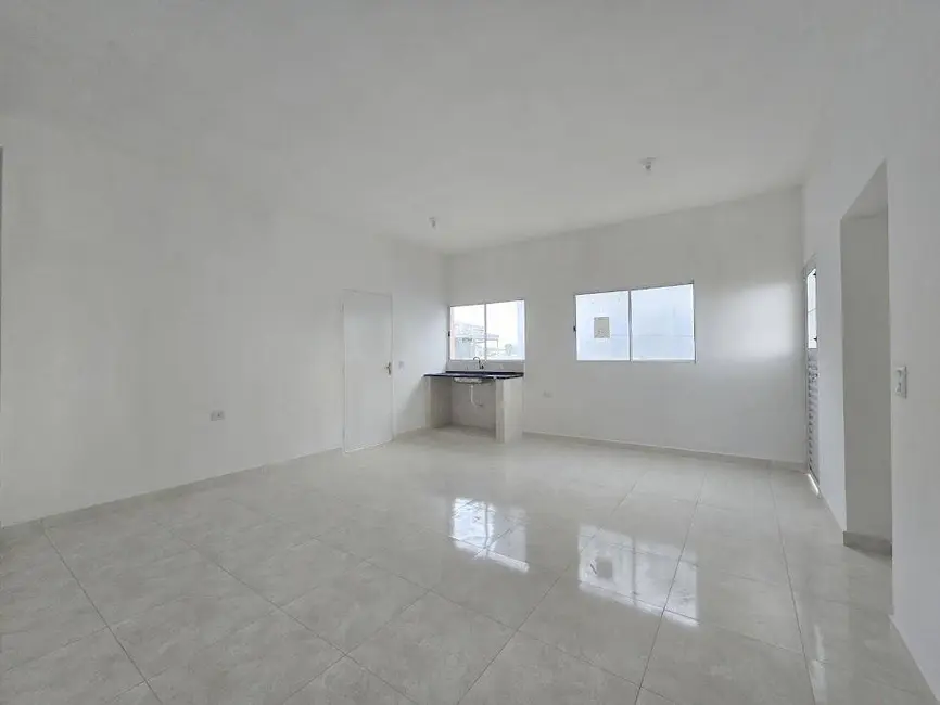 Foto 2 de Casa com 2 quartos à venda e para alugar, 99m2 em Peruibe - SP