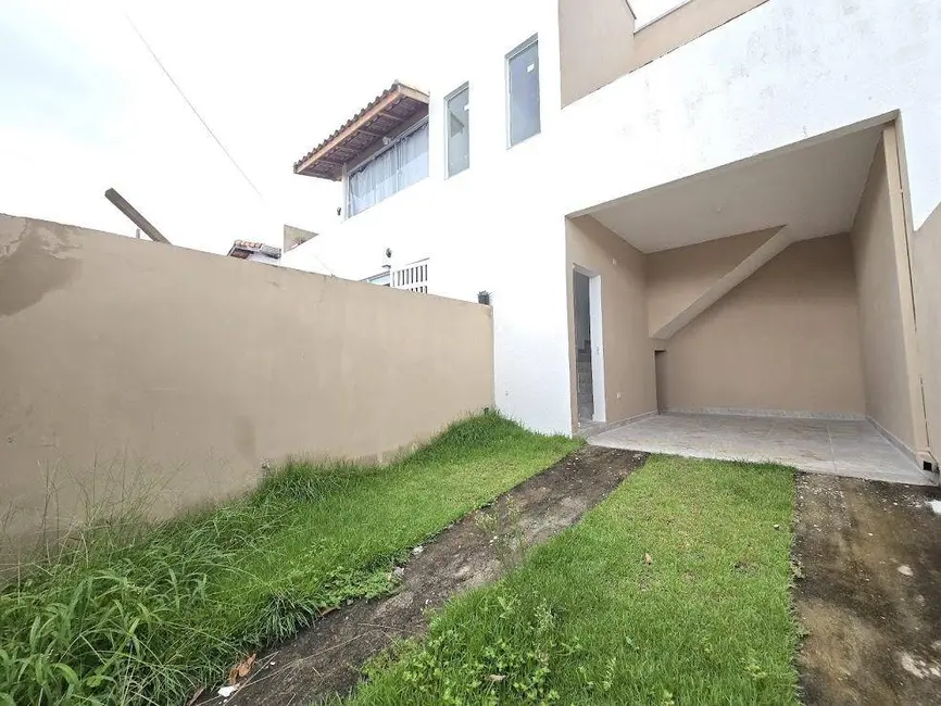Foto 1 de Casa com 2 quartos à venda e para alugar, 99m2 em Peruibe - SP