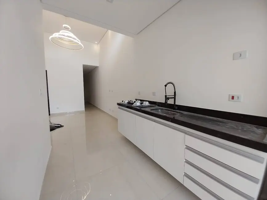 Foto 3 de Casa com 3 quartos à venda, 175m2 em Peruibe - SP