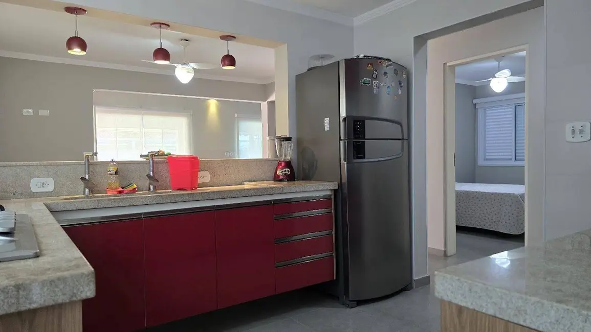 Foto 9 de Casa com 6 quartos à venda, 288m2 em Peruibe - SP