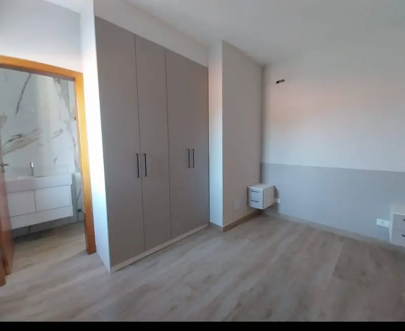 Casa à venda, 100m2 em Peruibe - SP - imagem 8 Foto 8 de Casa à venda, 100m2 em Peruibe - SP
