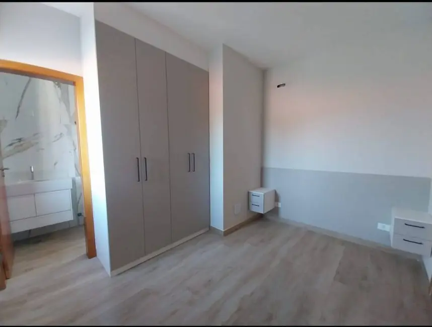 Casa à venda, 100m2 em Peruibe - SP - imagem 6 Foto 6 de Casa à venda, 100m2 em Peruibe - SP