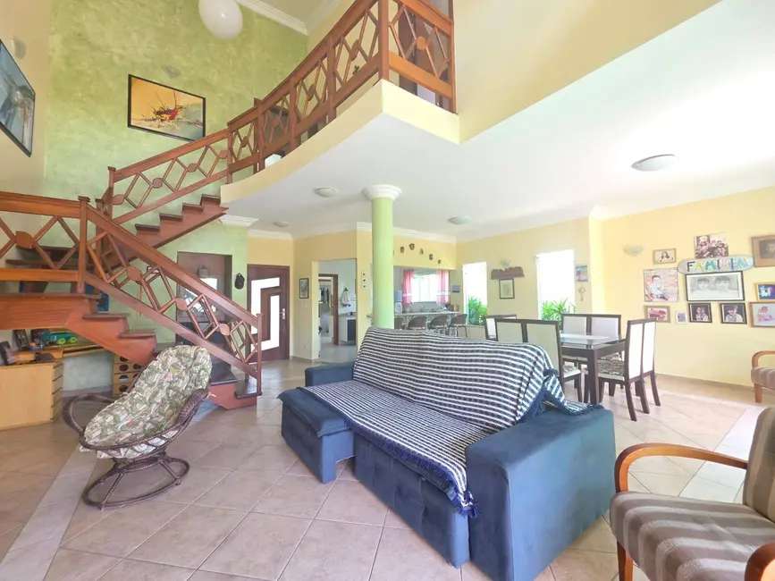 Foto 9 de Casa com 3 quartos à venda, 274m2 em Peruibe - SP
