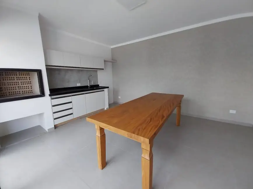 Casa com 4 quartos à venda e para alugar, 280m2 em Peruibe - SP - imagem 2 Foto 2 de Casa com 4 quartos à venda e para alugar, 280m2 em Peruibe - SP