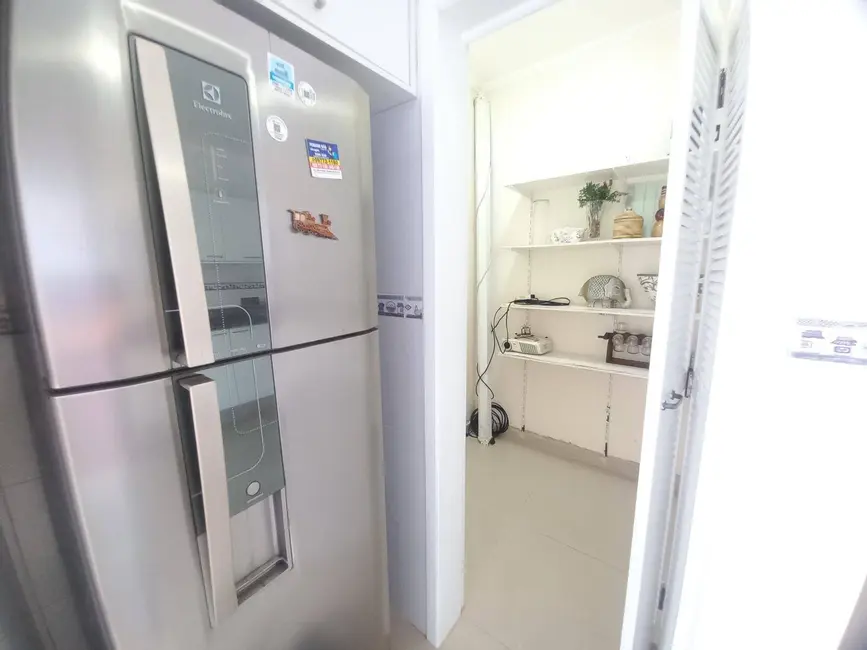 Foto 5 de Casa com 3 quartos à venda, 250m2 em Peruibe - SP